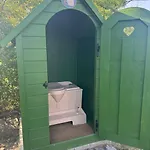 Glamping Marcipan - Jurty Ve Vinici Na Jizni Morave Luxussátor *