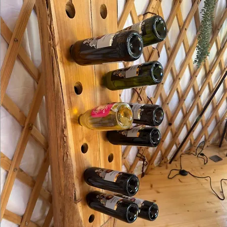 Glamping Ve Vinici - Jurty Zijumarcipan - Jizni Morava * Blučina