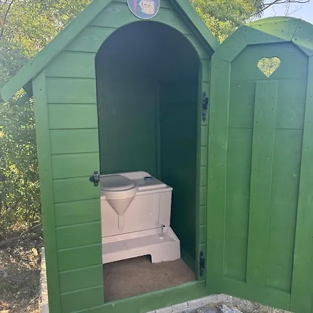 Glamping Ve Vinici - Jurty Zijumarcipan - Jizni Morava 럭셔리텐트 *